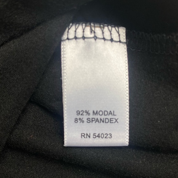 Banana Republic Black Scrunched V-neck Long-sleeve Blouse Size Stretch M… - Picture 6 of 7